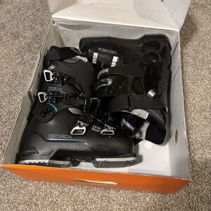 Tecnica Sports Mach Sport HV 85 Ski Boots Womens Size 7.5 / 24.5 / 245 MSRP $399